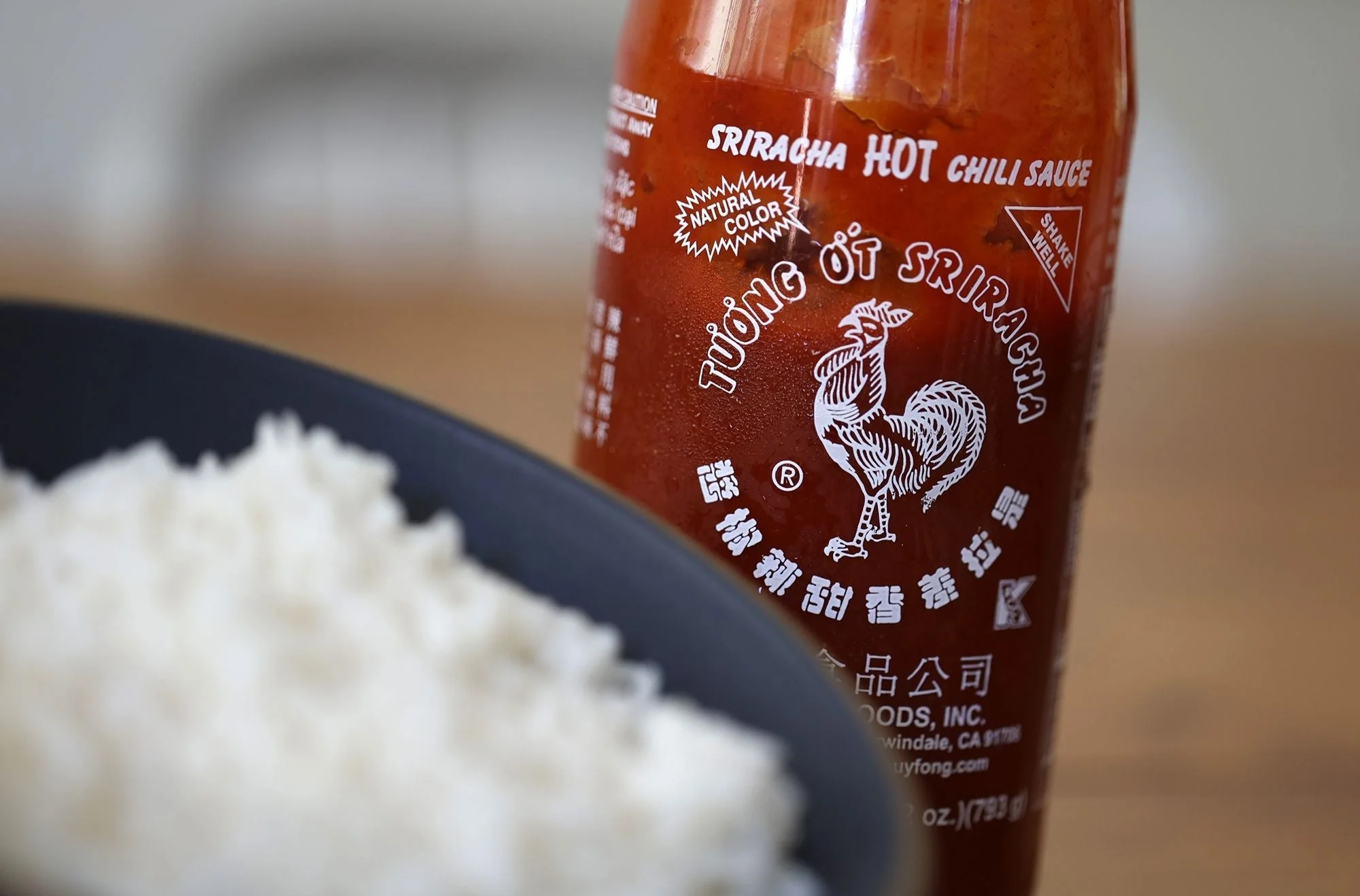 Huy Fong Sriracha Chili Sauce, 9 Ounce (255g) Bottle - Image 5